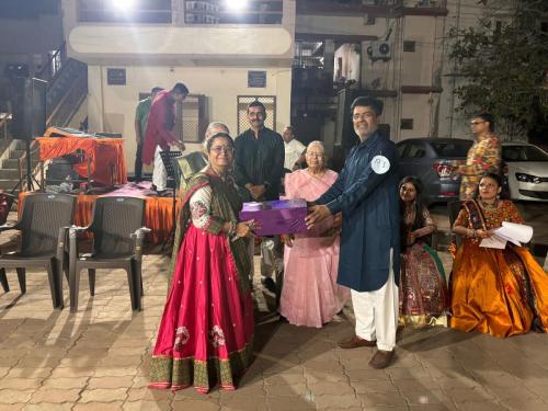 આઠમ ફરતા ગરબાના વિજેતાઓ